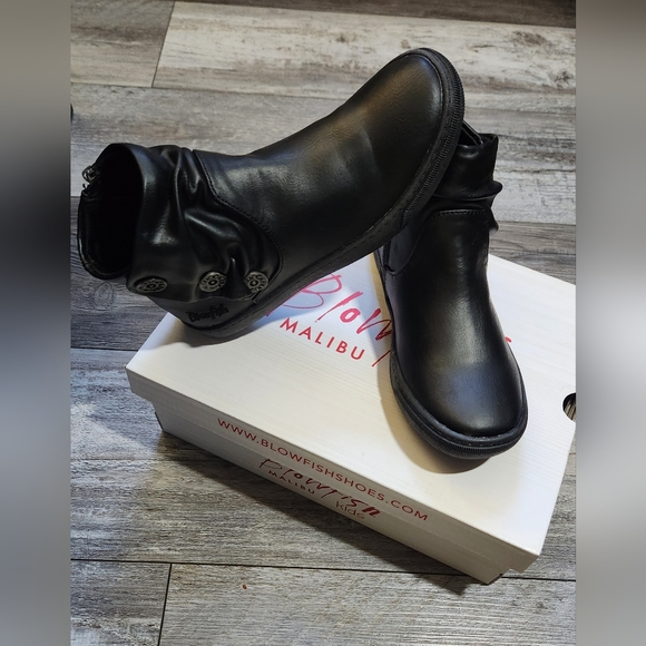 BlowFish Malibu Unisex-Child Pava-K Fashion Sneaker Bootie-Black Eastwoo… - Picture 4 of 11
